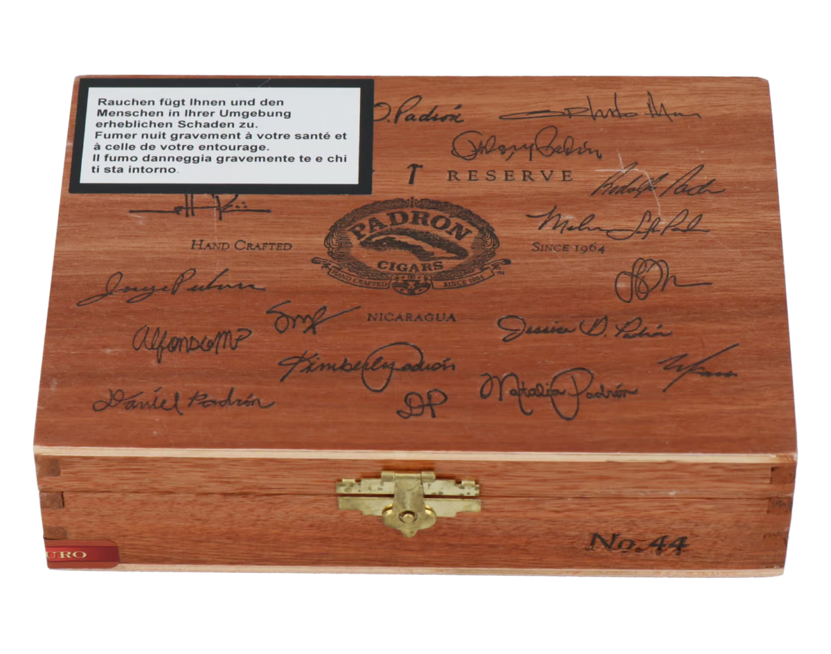 Padron Family Reserve No. 44 Maduro Belicoso – Bild 2